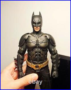 Hot Toys HT DX12 1/6 Scale Batman Bruce Wayne Action Figure Collectible 12in