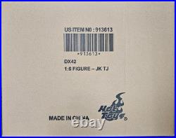 Hot Toys Joaquin Phoenix DX42 The Joker Collector Edition 16 figure MISB DBLBXD