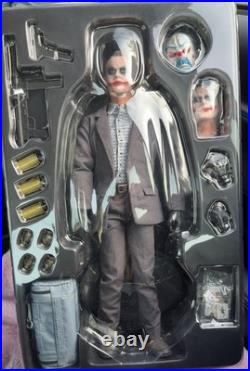 Hot Toys MMS079 The Dark Knight The Joker Bank Robber Ver. 1.0