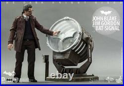 Hot Toys MMS275 BATMAN Dark Knight Rises 16 John Blake/ Jim Gordon/ Bat Signal