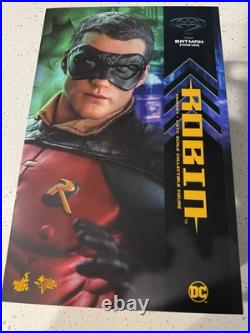 Hot Toys MMS594 Robin 1/6 Scale Collectible Figure DC Batman Forever