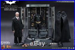 Hot Toys The Dark Knight Batman Armory with Alfred Pennyworth Figure MMS 235