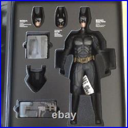 Hot Toys The Dark Knight Batman DX02 1/6 Scale Collectible Figure
