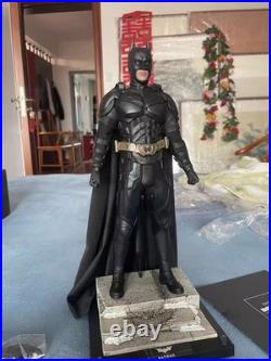 Hot Toys The Dark Knight Rises 1/6th scale Batman Collectible Figure DX19