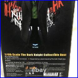 Hot Toys The Dark Knight The Joker 1/4th Scale Collectible Bust 2008 New Rare
