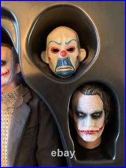 Hot Toys The Dark Knight The Joker Bank Robber Version 1/6th Scale Figure
