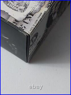Hot Toys The Dark Knight The Joker Bank Robber Version 2.0 1/6th scale Action