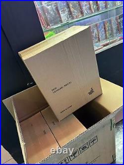 Hot Toys The Dark Knight Trilogy The Joker 1/6 Collectible Figure New In Stock
