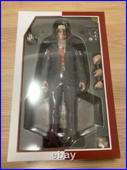 Hot Toys The Dark Knight Two Face 1/6th Scale Collectible Figure MMS546 MINT