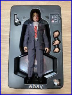 Hot Toys The Dark Knight Two Face 1/6th Scale Collectible Figure MMS546 MINT