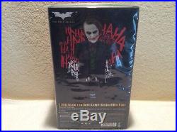 Hot Toys The Joker The Dark Knight 1/4 Collectible Bust MISB
