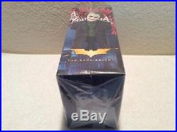 Hot Toys The Joker The Dark Knight 1/4 Collectible Bust MISB