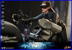 Hot toys MMS627 1/6 Catwoman The Dark Knight Trilogy