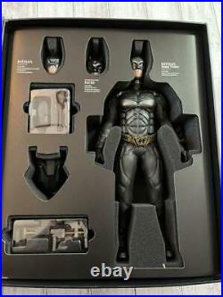 Hot toys Movie Masterpiece DX02 BATMAN The Dark Knight 1/6 Collectible Figure