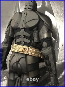 Hottoys DX19 Batman (Dark Knight Rise) 1/6th scale Body Set Only