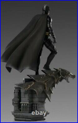 Iron Studios DC Comics Batman The Dark Knight Batman Deluxe Art Scale Statue NIB