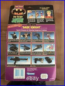 Kenner The Dark Knight Collection Sky Escape Joker Batman Action Figure 1990