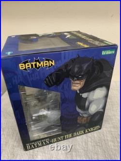Kotobukiya- ARTFX Batman Hunt the Dark Knight Statue Joker NEW SEALED