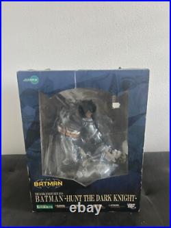Kotobukiya ARTFX Batman Hunt the Dark Knight statue
