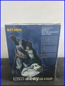 Kotobukiya ARTFX Batman Hunt the Dark Knight statue