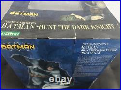 Kotobukiya ARTFX Batman Hunt the Dark Knight statue Kotobukiya ARTFX Batman Hunt the Dark Knight statue