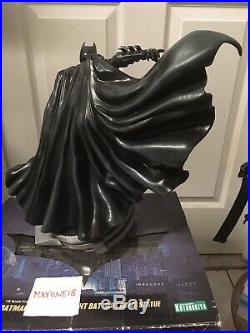 Kotobukiya ArtFX Batman The Dark Knight Bat-Suit Statue