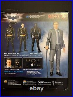 MAFEX 079 Bruce Wayne The Dark Knight Trilogy Ver. Action Figure Medicom Batman