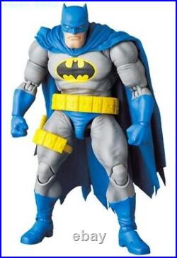 Medicom MAFEX The Dark Knight Returns Batman Blue Ver. & Robin PRE-ORDER