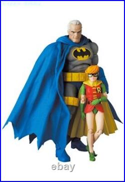 Medicom MAFEX The Dark Knight Returns Batman Blue Ver. & Robin PRE-ORDER