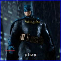 Mezco BatmanThe Dark Knight 1/12 Limited Edition Collectible Action Figure
