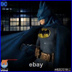 Mezco BatmanThe Dark Knight 1/12 Limited Edition Collectible Action Figure
