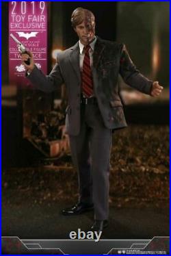 New Hot Toys MMS546 The Dark Knight Two Face Harvey Dent 1/6 Figure