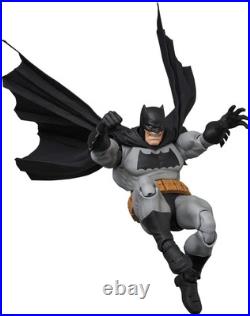 Official Batman Figure from The Dark Knight Returns Stunning 6 Collectible