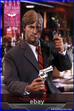 Perfect Hot Toys 1/6 Mms546 Two-Face Harvey Dent The Dark Knight In Stock New