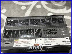 Rare New BANDAI 2008 Movie Realization Batman & Bat-Pod The Dark Knight
