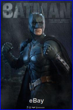 Sideshow Collectibles-Batman The Dark Knight Batman Premium Format Figure