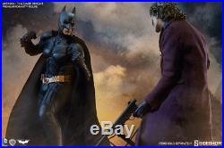 Sideshow Collectibles-Batman The Dark Knight Batman Premium Format Figure
