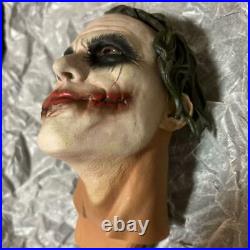 Sideshow Collectibles Premium Format The Dark Knight Joker 1/4 Scale PVC Figure