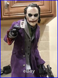Sideshow Joker Batman The Dark Knight Premium Format Figure Statue Heath Ledger