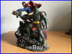 Superman Batman The Dark Knight Returns Statue DC Collectibles