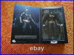THE DARK KNIGHT Batman 16 Scale Deluxe Collectors Figure (BNIB)