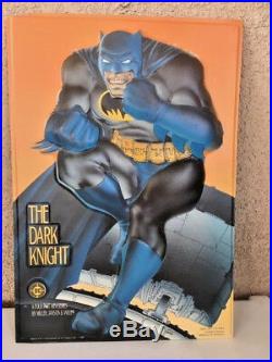 THE DARK KNIGHT Batman 3D Comic Book Store Display 1985 Stand up Frank Miller DC