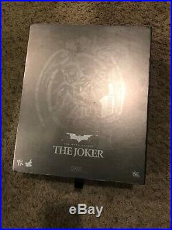 THE JOKER Hot Toys MMS DX01 The Dark Knight Collectible Figure16 NEW MIB