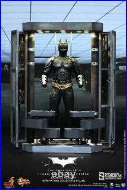 The Dark Knight Batman armoury with Batman collectible figure
