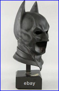 The Dark Knight Full Size Cowl Prop By Noble Collection (nn4527) Rrp £395