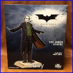 The Dark Knight Joker Statue Batman DC Direct Heath Ledger NEW NEVER DISPLAYED