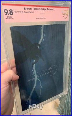 The Dark Knight Returns #1 NYCC Foil Variant SIGNED Frank Miller! CBCS 9.8