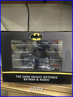 The Dark Knight Returns Batman & Robin Gallery PVC Diorama DST 2019 NIB