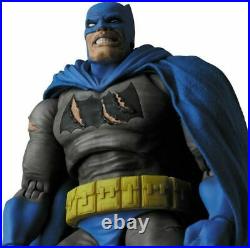 The Dark Knight Returns Triumphant Batman Mafex BRAND NEW EXPRESS POST