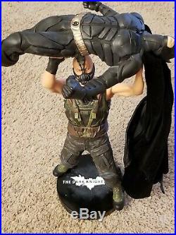 The Dark Knight Rises Batman vs Bane 16 Scale 16.5 Icon Statue DC Collectibles